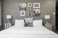 Deluxe King Room with Sea View