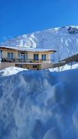 Hotel Garbani - Bed and Breakfast Stepantsminda