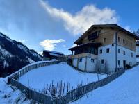 Ferienhaus "Schneider" - B&B Maria Luggau