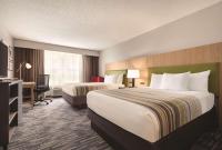 Country Inn & Suites by Radisson, Pella, IA