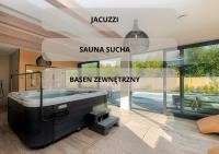 Mielnovo - dom z basenem, sauną i jacuzzi - B&B Mielno