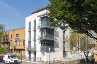 King beds apartment with en-suite, private balcony and elevator by iconic Portobello Market - B&B Londra