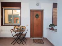 Ultreya - free street parking - B&B Palermo