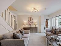 2 Bed in Warwick 93085 - B&B