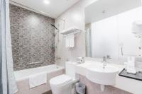 Family Room with Skylight & Bathtub