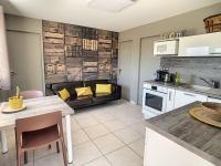 Condrieu, le Châtillon au cœur du vignoble belle vue sur vallée du Rhône - B&B Condrieu