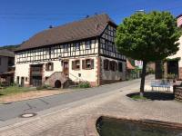 B&B Schindhard - Ferienwohnung am Dorfbrunnen - Bed and Breakfast Schindhard