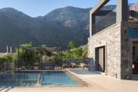 Montem SeaView Villas I & II, Summer Retreats in Bali, By ThinkVilla - Bed and Breakfast Balíon