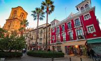 Apartamento con terraza a 4 minutos de la Catedral - B&B Granada