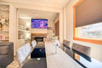 Mountain Escape sleeps 10 Guests in this 3BD 2BT Top Floor Condo with Mountain View - B&B Canmore