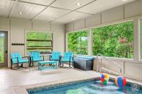 The Water Fox in Sevierville with Indoor Pool, Hot Tub, Game Rm, and Theater - Chambres d'hôtes Sevierville