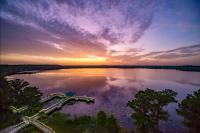 B&B Orlando - Balcony King Suite - Lake & Pool view - Bed and Breakfast Orlando