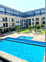 Modern studio apt with pool &gym - Chambres d’hôtes Accra