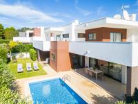 B&B Albufeira - Villas Novochoro - Large Garden- Heatable Pool - Bed and Breakfast Albufeira