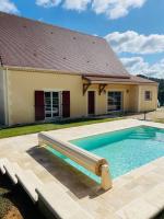 Les Amandiers*Piscine chauffée*3 kms centre historique SARLAT - B&B