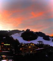 B&B Kitzbühel - Spa, Sport & City Luxury Ski-in Ski-Out Apartment - Bed and Breakfast Kitzbühel