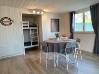 CozyCocoon Appartement - B&B Parcey