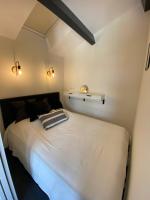 APPARTEMENT DES PIGNONS à LEGE BOURG - Chambres d’hôtes