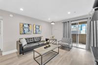 Trinity Suite 2b 2b Strip View - B&B