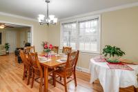 Charming Milton Home w/ Porch - 5 Mi to VIR! - B&B Milton
