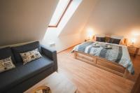 Estudio con vistas al jardín