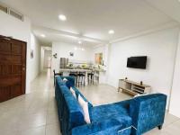 Sea Lion Suite 02 - B&B
