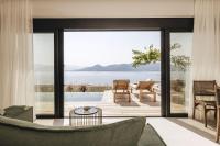 Private pool with prime location Oraio Meros - B&B Pálairos