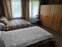 Chambre Triple avec Salle de Bains Commune