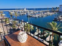 Superb Seaview Apartment Duquesa Port - B&B Manilva