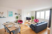 B&B Aubervilliers - SOLFERINO Spacieux Confortable Parking - Bed and Breakfast Aubervilliers