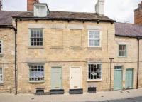 Castle Yard Cottage - B&B