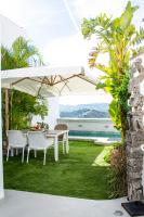 Luxury center Townhouse in Frigiliana with pool and parking HansOnHoliday Rentals - B&B Frigiliana