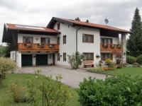 Ferienwohnung Deininger inkl. Chiemgaukarte - B&B