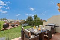 Faro IV Sun all day, Garden, BBQ, Sea Views and Pet Friendly Mijas Costa & Fuengirola - B&B Mijas Costa