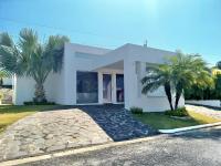 Beach villa with cozy terrace - Ferienwohnung