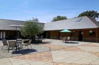 Olive Tree Cottage, Acrise - B&B Selsted