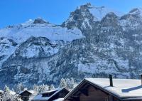 B&B Kandersteg - Swiss Alps Lodge - Bed and Breakfast Kandersteg