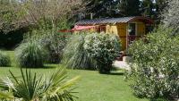 MAS MAURANE-Roulotte avec SPA privé aux portes d'ARLES - B&B Tarascona