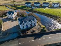 3 Fishery Cottages - 2 Bedroom house close to town - Chambres d'hôtes Bundoran