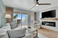 Oceans Pointe Nantucket inspired condo on the bay - B&B Tampa