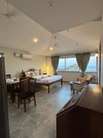 Hillside Hideaway Studio Apartment - B&B