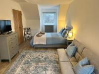 B&B Bonhill - Inchmurrin Townhouse, Loch Lomond - Bed and Breakfast Bonhill