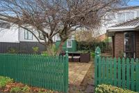 Sandy Bay Cozy Cottage Close to CBD - B&B Hobart