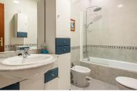 Habitacion en Casa Familiar con Baño Compartido - B&B