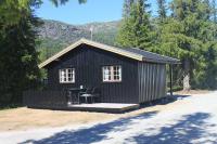 Cottage with Shared Bathroom 10 (5 Adults)