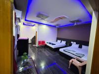 SAMRAT HOME STAY - Bed and Breakfast