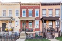 Comfortable 4 Bedroom Home with City View Near Capitol Hill Washington DC - Chambres d'hôtes Washington
