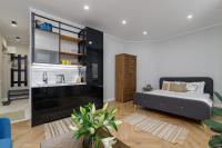 Feel Lviv! Old City Apartment - Ferienwohnung Lwiw