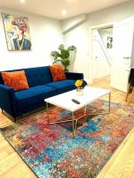 Cosy house with Private Parking and Hot tub - B&B
