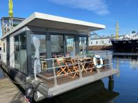 Hausboot Lobster Bremerhaven - B&B Bremerhaven